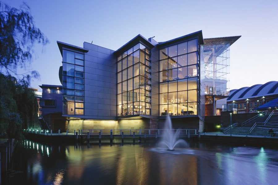 bridgewaterhall1